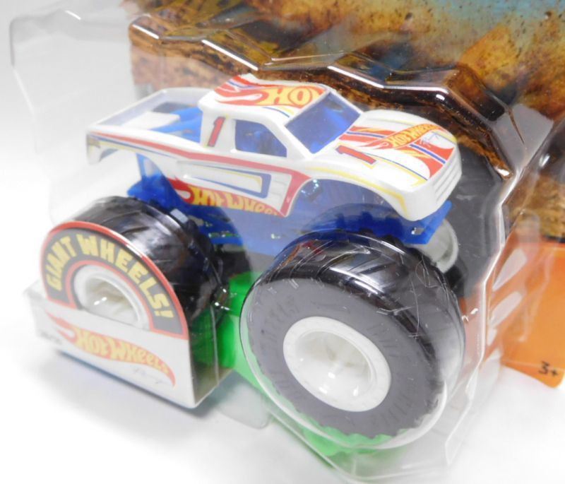 画像: 2019 HW MONSTER TRUCKS! 【HOT WHEELS RACING】 RACE TEAM WHITE (includes CONNECT AND CRASH CAR)