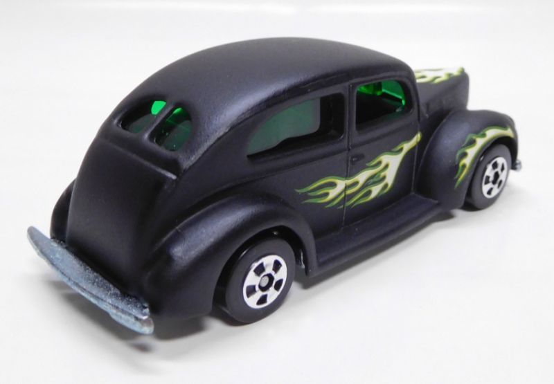 画像: LOOSE - 2007 WALMART SINCE'68 SET 【'40s FORD 2-DOOR】 FLAT BLACK/BW