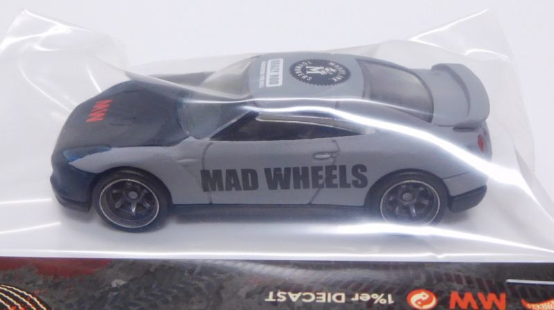 画像: MAD WHEELS (マッドホイール） 【2009 NISSAN GT-R (ホワイトメタル・ホイール）(カスタム完成品）】FLAT LT.GRAY/RR （送料サービス適用外） 