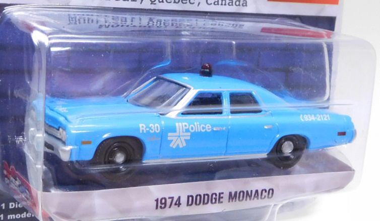 画像: 2019 GREENLIGHT HOT PURSUIT S32 【1974 DODGE MONACO】 LT.BLUE/RR (MONTREAL POLICE)