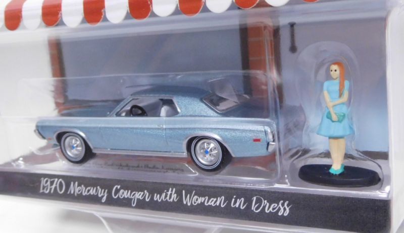 画像: 2019 GREENLIGHT THE HOBBY SHOP S7 【1970 MERCURY COUGAR with WOMAN IN DRESS】 SILVERBLUE/RR