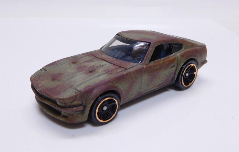 画像: 【売上全額寄付】ONE WORLD CUSTOM GARAGE "TIGER HOLE PROJECT" 【DATSUN 240Z (カスタム完成品）】 サビ-GREEN (売上金全額を台風19号災害義援金に寄付致します）（送料サービス適用外） 