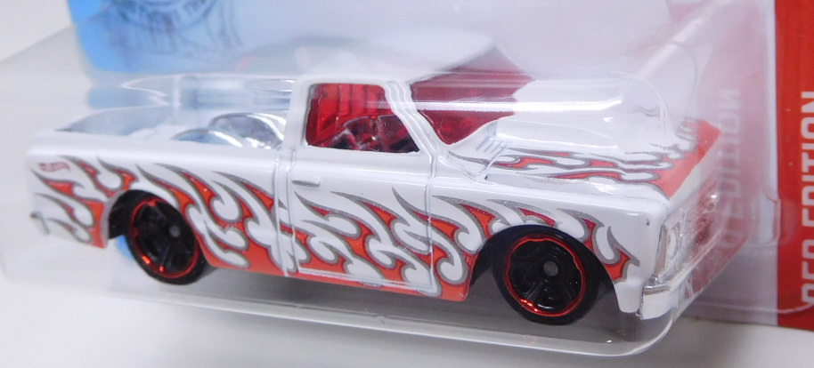 画像: TARGET EXCLUSIVE RED EDITION 【'67 CHEVY C10】 WHITE/MC5 (予約不可）