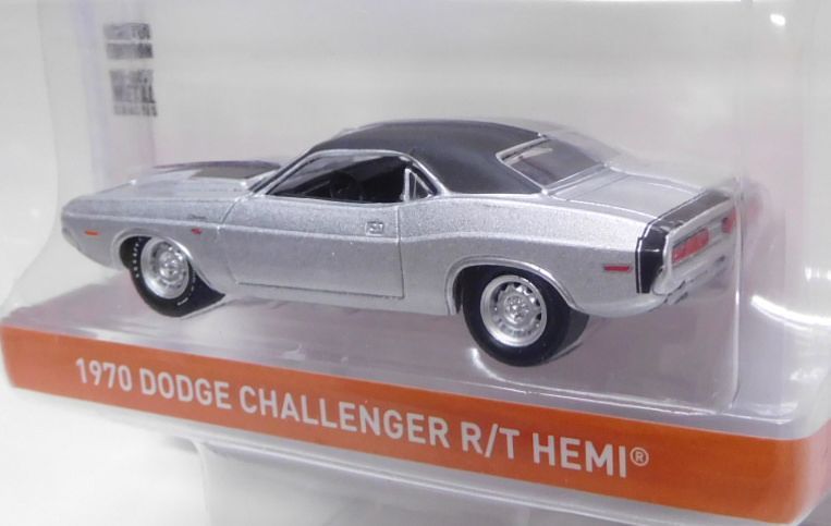 画像: 2020 GREENLIGHT ANNIVERSARY COLLECTION S9 【1970 DODGE CHALLENGER R/T HEMI】 SILVER/RR 