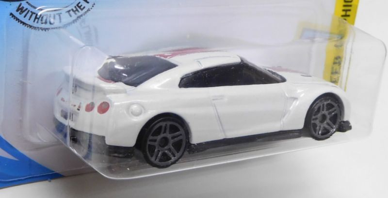 画像: 【'17 NISSAN GT-R (R35) 2020 MODEL 50 ANNIVERSARY VERSION】 WHITE/PR5