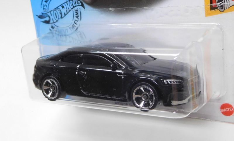 画像: 【AUDI RS 5 COUPE】BLACK/MC5