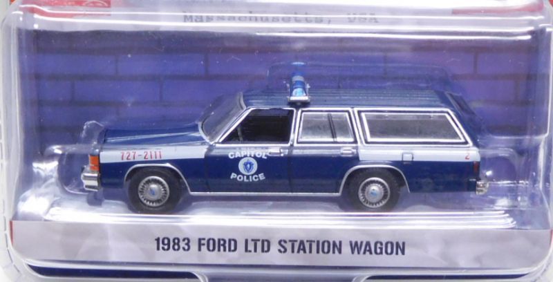 画像: 2020 GREENLIGHT HOT PURSUIT S33 【1983 FORD LTD STATION WAGON】 NAVY/RR (MASSACHUSETTS CAPITAL POLICE)