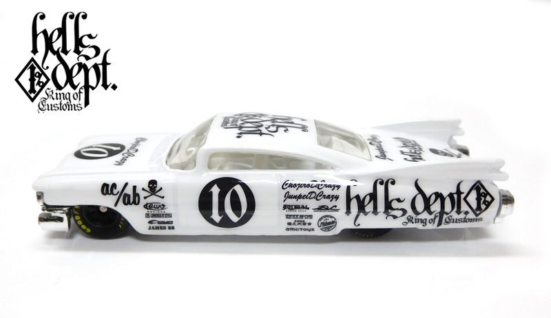 画像: HELLS DEPT 2020 - JDC13 【'59 CADILLAC (カスタム完成品）】WHITE/RR （送料サービス適用外）