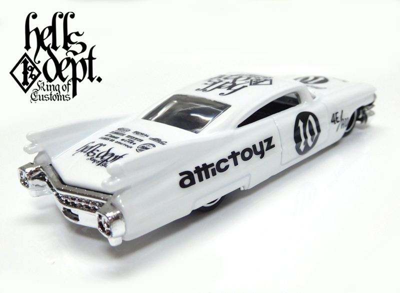 画像: HELLS DEPT 2020 - JDC13 【'59 CADILLAC "attic edition" (カスタム完成品）】WHITE/RR （送料サービス適用外）