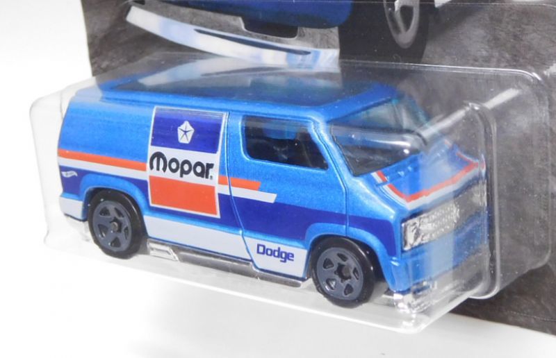 画像: 2018 WALMART EXCLUSIVE "MOPAR"【CUSTOM '77 DODGE VAN】LT.BLUE/5SP