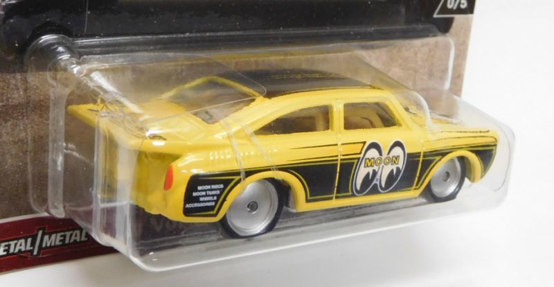 画像: 2018 RLC EXCLUSIVE  【'65 VOLKSWAGEN FASTBACK (MOONEYES)】YELLOW/RR （セットバラシ）(お一人様1点まで）