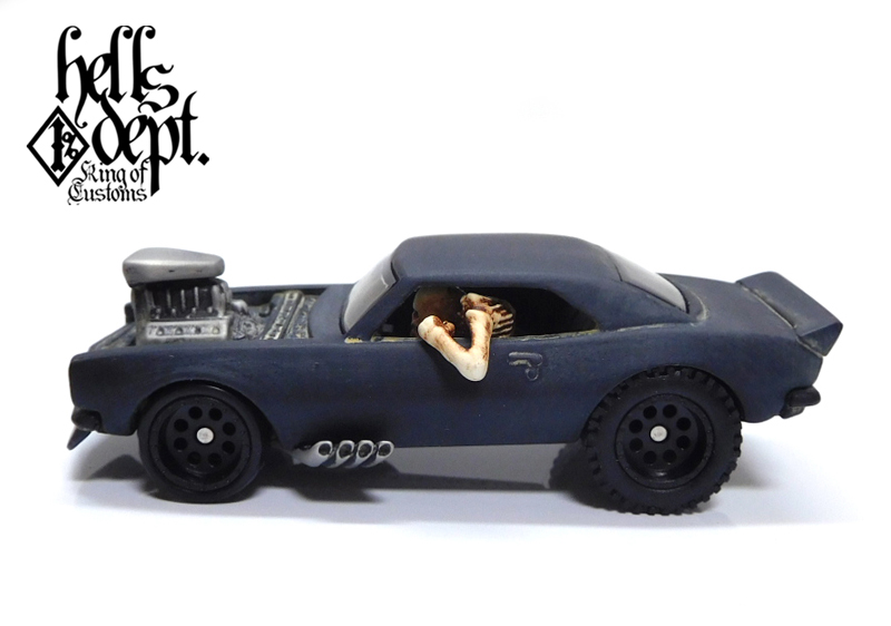 画像: HELLS DEPT 2020 - JDC13 【'67 CAMARO "MAD CUSTOM MAX" with スカルドライバー (カスタム完成品）】FLAT BLACK/RL （送料サービス適用外）