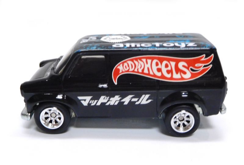 画像: MAD WHEELS (マッドホイール） 【FORD TRANSIT SUPER VAN (カスタム完成品）】BLACK/RR （送料サービス適用外） 