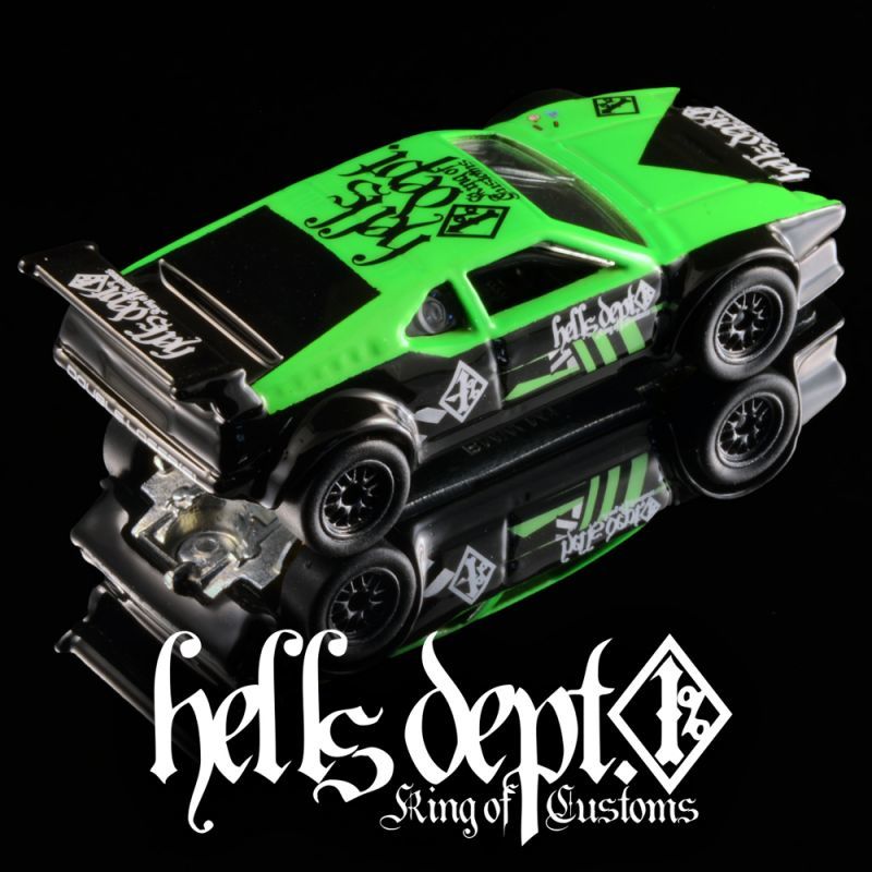 画像: HELLS DEPT 2020 - DOUBLE LOSER[S] 【BMW M1 PROCER (カスタム完成品）】NEON GREEN-BLACK/RR （送料サービス適用外）