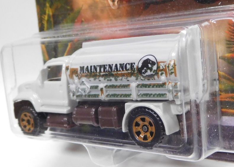 画像: 2018 MATCHBOX "JURASSIC WORLD" LEGACY COLLECTION  【MBX TANKER】  BEIGE (予約不可）