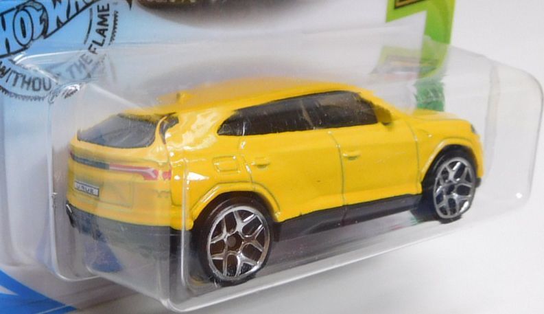 画像: 【'17 LAMBORGHINI URUS】YELLOW/5Y(NEW CAST)