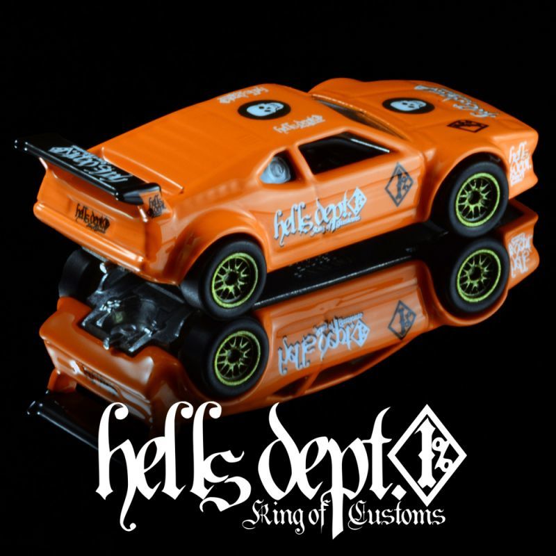 画像: HELLS DEPT 2020 - DOUBLE LOSER[S] 【"JEGERMEISTER" BMW M1 PROCER (カスタム完成品）】NEON ORANGE/RR （送料サービス適用外）