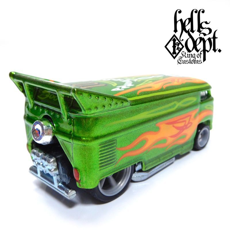 画像: HELLS DEPT 2020 - BOO Pinstriping x JDC13 【"BOO/HELLS 10th Anniversary" VW DRAG BUS (カスタム完成品）】SPEC.GREEN/RR （送料サービス適用外）