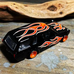 画像: HELLS DEPT 2020 - BOO Pinstriping x JDC13 【DATSUN 510 WAGON "LOWDOWN" with スカルドライバー (カスタム完成品）】BLACK(FLAMES/ORANGE-WHITE）/RR （送料サービス適用外）