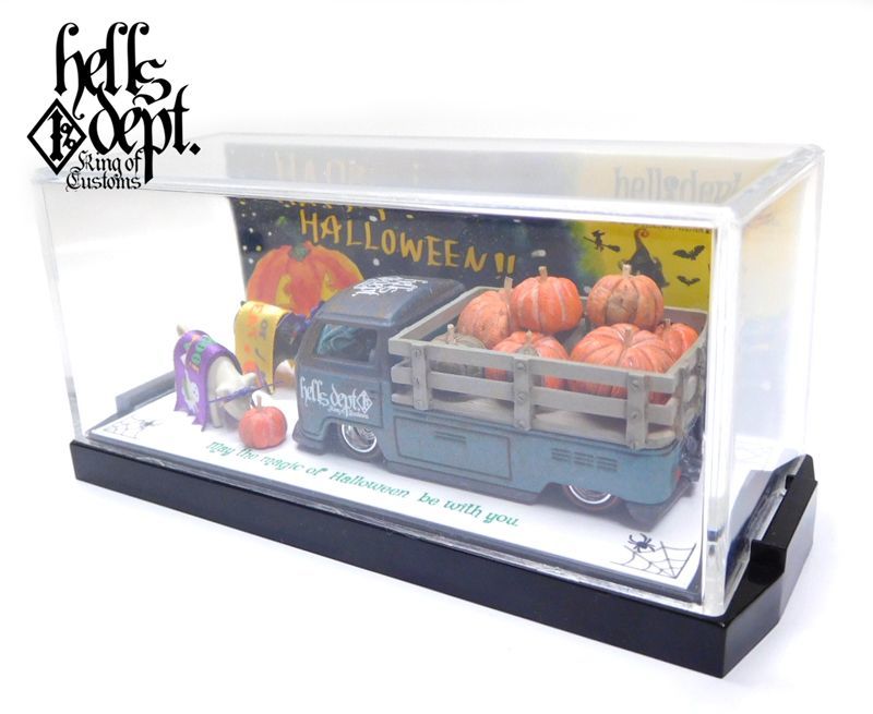 画像: HELLS DEPT 2020 - カツヌマ製作所 【"HAPPY HALLOWEEN" VOLKSWAGEN T2 "PIG UP"(カスタム完成品）】サビ-FLAT PALE BLUE/RR （送料サービス適用外）