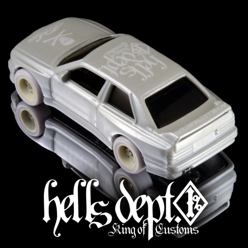 画像: HELLS DEPT 2020 - DOUBLE LOSER[S] 【"ホワイト・シリーズ" BMW M3 (カスタム完成品）】WHITE/RR （送料サービス適用外）