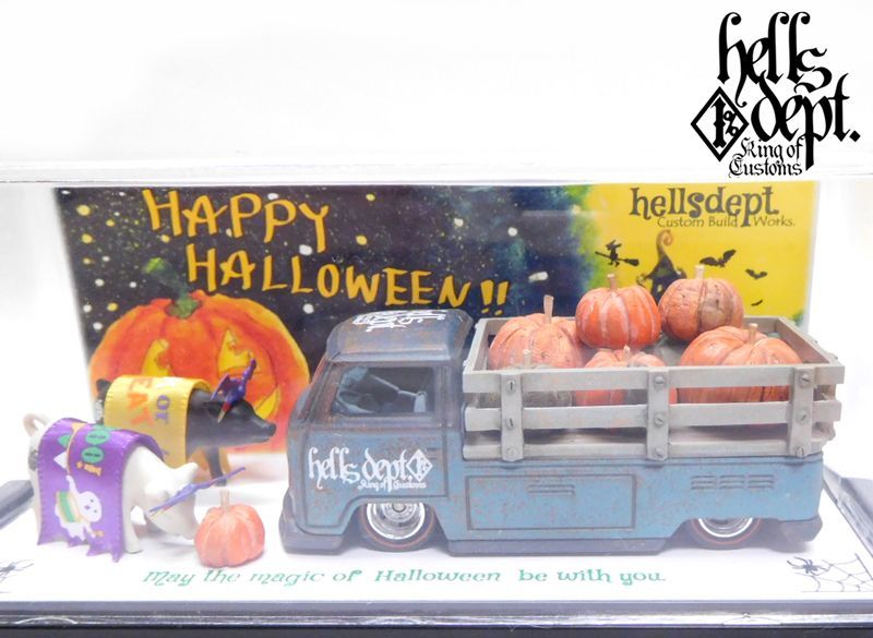 画像: HELLS DEPT 2020 - カツヌマ製作所 【"HAPPY HALLOWEEN" VOLKSWAGEN T2 "PIG UP"(カスタム完成品）】サビ-FLAT PALE BLUE/RR （送料サービス適用外）