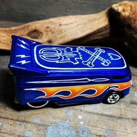 画像: HELLS DEPT 2020 - BOO Pinstriping x JDC13 【”グラデ－ション” VW DRAG BUS (カスタム完成品）】DK.BLUE-BLUE(SKULL)/RR （送料サービス適用外）