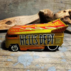 画像: HELLS DEPT 2020 - BOO Pinstriping x JDC13 【”グラデ－ション” VW DRAG BUS (カスタム完成品）】YELLOW-ORANGE(HD)/RR （送料サービス適用外）