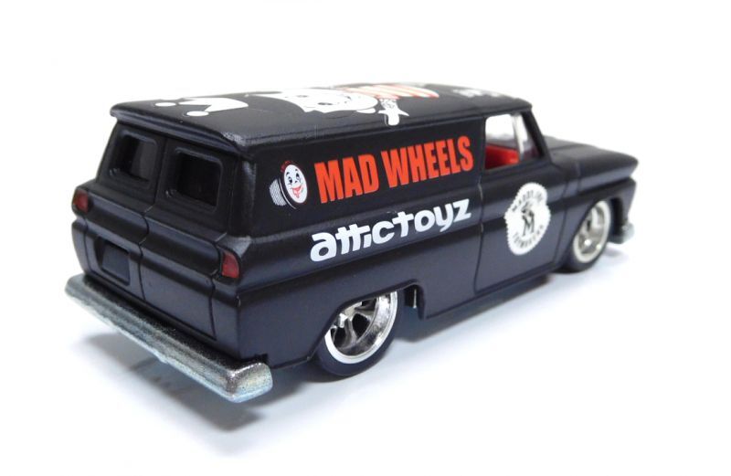 画像: MAD WHEELS (マッドホイール） 【'64 GMC PANEL(カスタム完成品）】FLAT BLACK/RR （送料サービス適用外） 