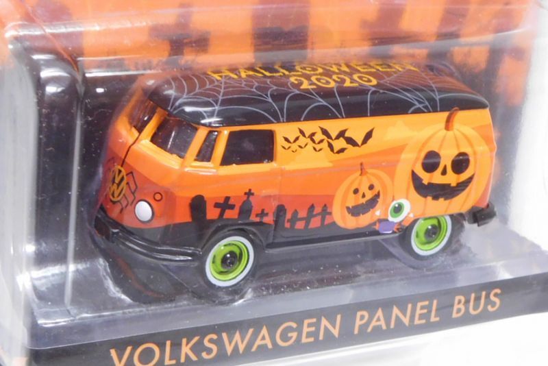 画像: 2020 GREENLIGHT HOBBY EXCLUSIVE 【"HALLOWEEN" VOLKSWAGEN PANEL BUS】 ORANGE-BLACK/RR