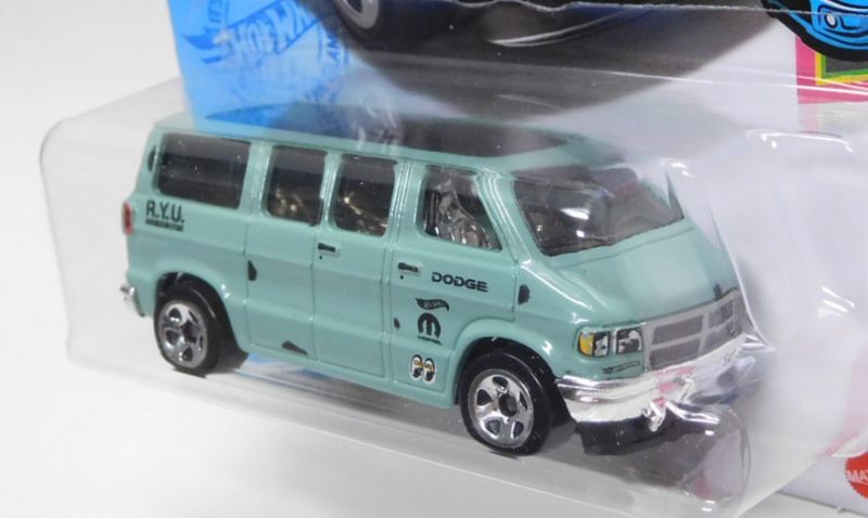 画像: 【DODGE VAN】PALE GREEN/5SP (MOON EYES, MOPAR TAMPO) (NEW CAST) （ほぼパック割れ）