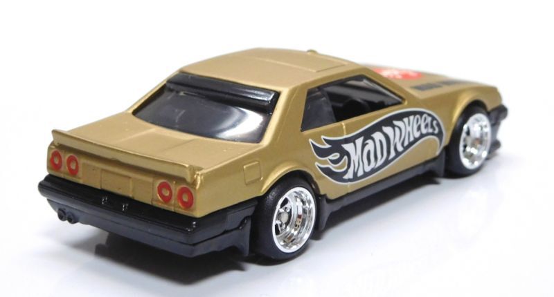 画像: MAD WHEELS (マッドホイール） 【'82 NISSAN SKYLINE R30 (カスタム完成品）】FLAT GOLD/RR （送料サービス適用外） 