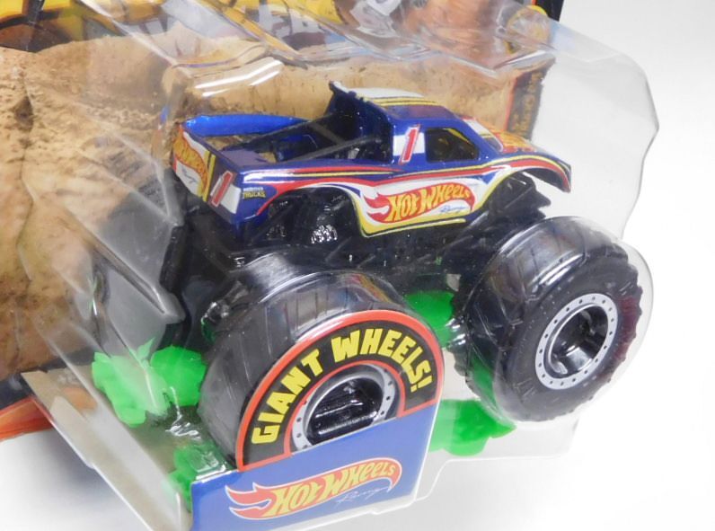 画像: 2020 HW MONSTER TRUCKS! 【HOT WHEELS RACING】 RACE TEAM BLUE (includes CRUSHABLE CAR)(予約不可）