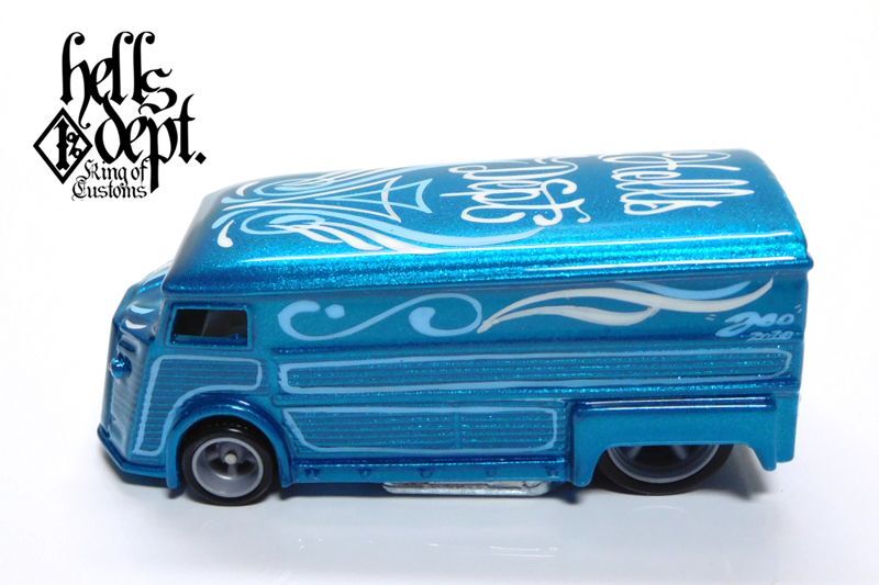 画像: HELLS DEPT 2020 - BOO Pinstriping 【DRAG H-VAN (MOONEYES VW DRAG BUS(LOOSE)付き） (カスタム完成品）】CANDY AQUA（送料サービス適用外）