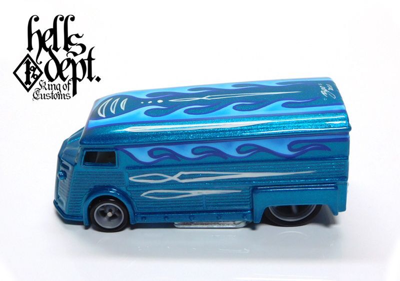 画像: HELLS DEPT 2020 - BOO Pinstriping 【DRAG H-VAN (MOONEYES VW DRAG BUS(LOOSE)付き） (カスタム完成品）】CANDY AQUA（送料サービス適用外）