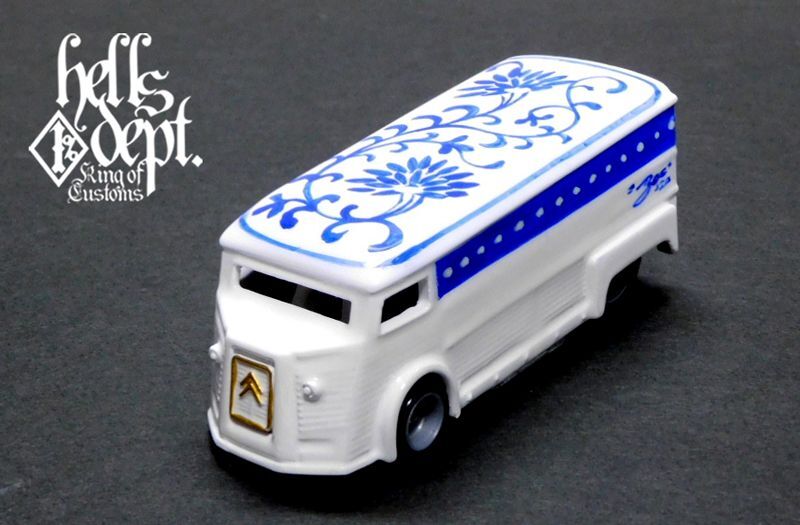 画像: HELLS DEPT 2020 - BOO Pinstriping 【”陶器シリーズ” DRAG H-VAN (MOONEYES VW DRAG BUS(LOOSE)付き） (カスタム完成品）】WHITE（送料サービス適用外）