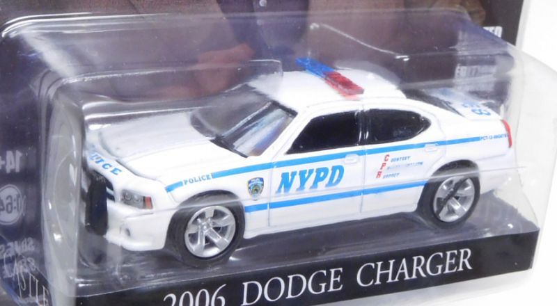 画像: 2021 GREENLIGHT HOLLYWOOD SERIES 30 【2006 DODGE CHARGER (NYPD)】 WHITE/RR (CASTLE) 