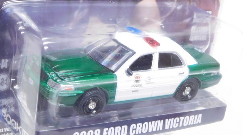 画像: 2021 GREENLIGHT HOLLYWOOD SERIES 30 【2008 FORD CROWN VICTORIA】 GREEN-WHITE/RR (THE ROOKIE) (GREEN MACHINES)