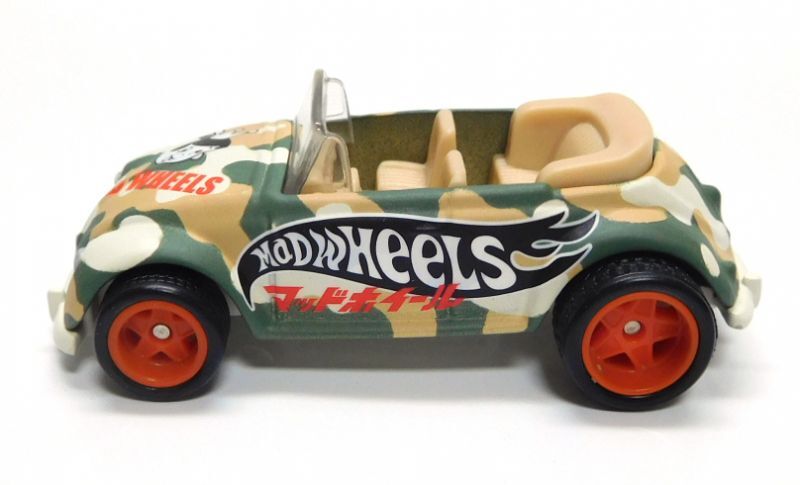 画像: MAD WHEELS (マッドホイール） 【"3色迷彩" VW BUG CONVERTIBLE (カスタム完成品）】CAMO/RR （送料サービス適用外） 