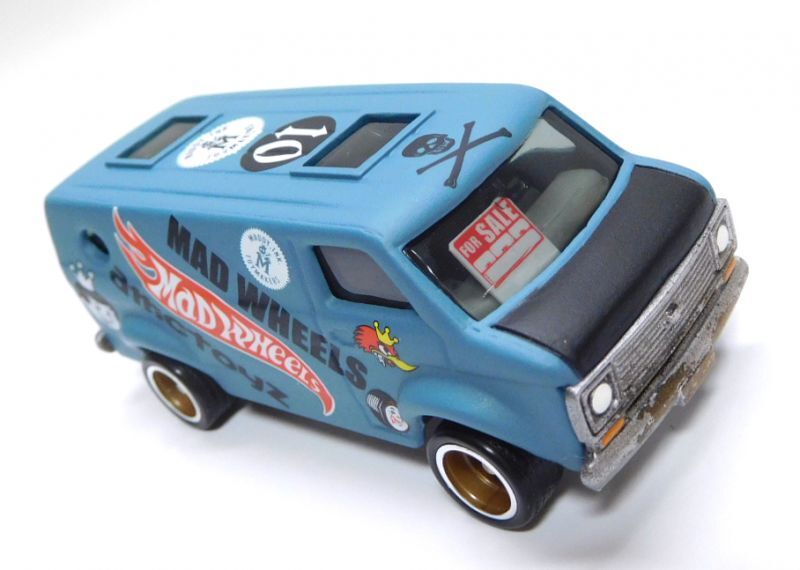 画像: MAD WHEELS (マッドホイール） 【1975 CHEVY VAN (カスタム完成品）】FLAT PALE BLUE/RR （送料サービス適用外） 