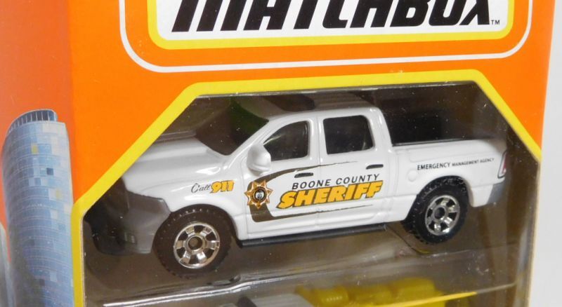 画像: 2021 MATCHBOX 5PACK 【MBX RESCUE】2015 Ram 1500/Ford F-550 SuperDuty/2016 Ford Interceptor Utility/International WorkStar Ambulance/Hazard Squad