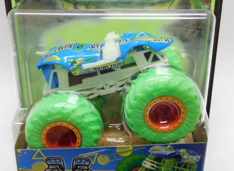 画像: 2021 HW MONSTER TRUCKS! TARGET EXCLUSIVE GLOW IN THE DARK【TWIN MILL】 BLUE (予約不可）