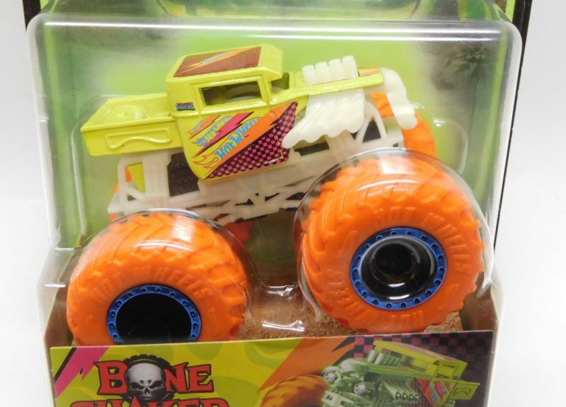 画像: 2021 HW MONSTER TRUCKS! TARGET EXCLUSIVE GLOW IN THE DARK【BONE SHAKER】 YELLOW (予約不可）