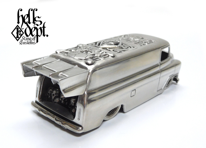 画像: HELLS DEPT 2021 - COVA MANUFACTURING FACTORY 【CUSTOMIZED '55 CHEVY PANEL BUS with SKULL DRIVER (カスタム完成品）】CHROME/WHITE METAL WHEELS （送料サービス適用外）