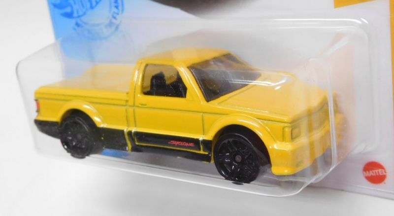 画像: 2021 KROGER EXCLUSIVE 【'91 GMC SYCLONE】YELLOW/PR5(予約不可）