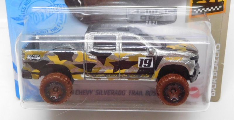 画像: 【'19 CHEVY SILVERADO TRAIL BOSS LT】ZAMAC/BLOR (WALMART EXCLUSIVE)(予約不可）