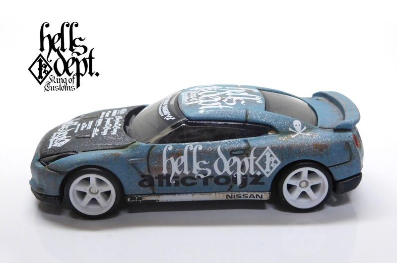 画像: HELLS DEPT 2021 - カツヌマ製作所 【2009 NISSAN GT-R(カスタム完成品）】サビ-FLAT BLACK-PALE BLUE/RR （送料サービス適用外）