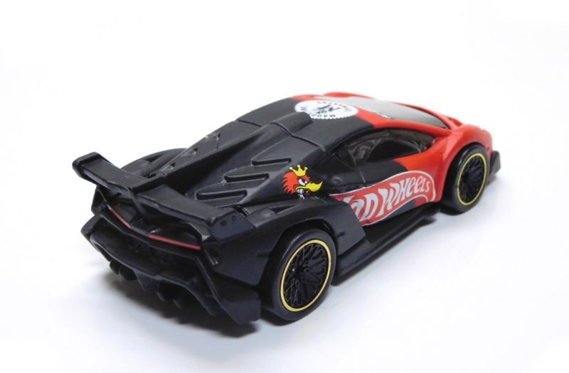 画像: MAD WHEELS (マッドホイール） 【LAMBORGHINI VENENO (カスタム完成品）】FLAT BLACK-RED/RR （送料サービス適用外） 