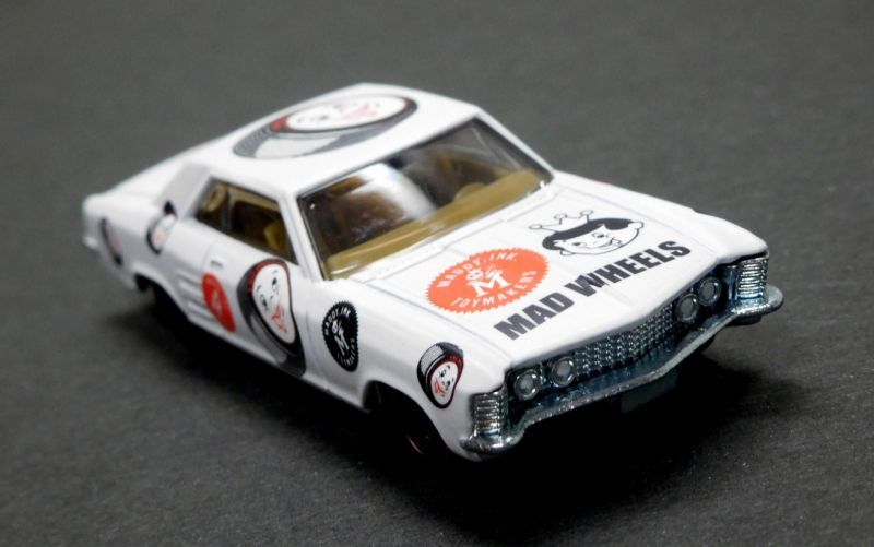 画像: MAD WHEELS (マッドホイール） 【'64 BUICK RIVIERA (カスタム完成品）】FLAT WHITE/RR （送料サービス適用外） 