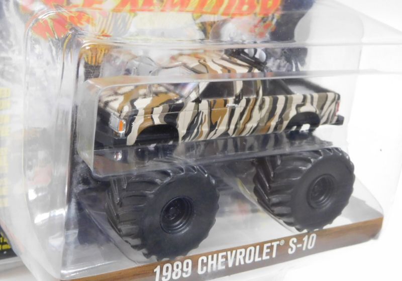 画像: 2021 GREENLIGHT HOLLYWOOD SERIES 32 【1989 CHEVROLET S-10】 BROWN ZEBRA (ACE VENTURA) 